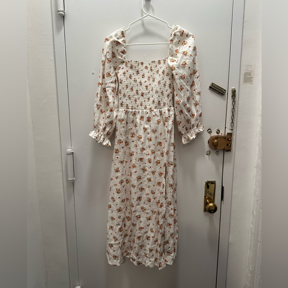 Longsleeve Reformation Smocked Midi Dress